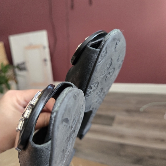 Tory Burch Black Leather Low Wedge Shoes - Picture 3 of 9